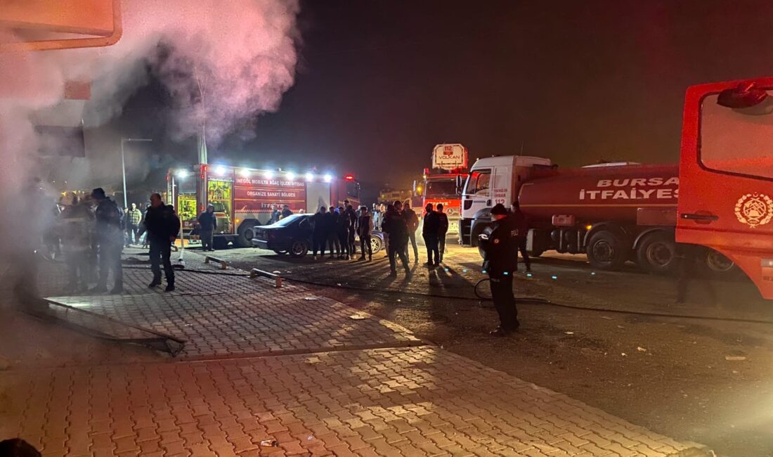 İnegöl'de meydana gelen yangında hasar oluştu! Nedeni belli olmayan sebeple