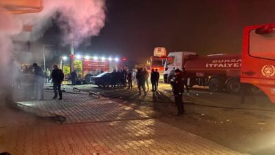 İnegöl'de meydana gelen yangında hasar oluştu! Nedeni belli olmayan sebeple