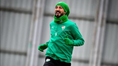 Bursaspor, deplasmanda Muş Spor ile oynayacağı maçın hazırlıklarını sürdürüyor. Isınma