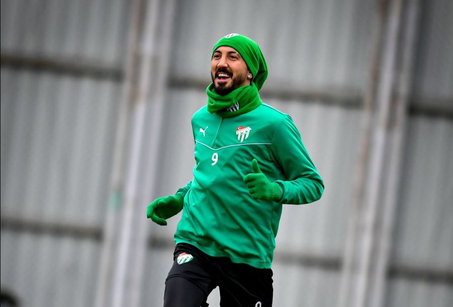 Bursaspor, Muş Spor deplasmanına odaklandı Bursaspor, deplasmanda Muş Spor ile oynayacağı maçın hazırlıklarını sürdürüyor. Isınma