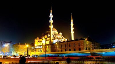 Mübarek Ramazan ayının gelişiyle birlikte, İnegöl’de yaşayan vatandaşlar sahur ve