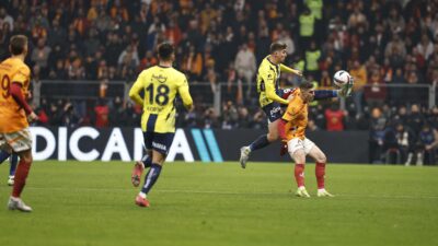 Galatasaray-Fenerbahçe derbisi 0-0 sona erdi Trendyol Süper Lig'in de beklenen 25. hafta derbisi Galatasaray ile