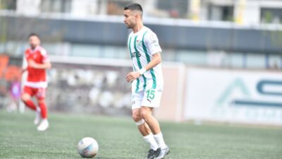 Bursa'nın göz bebeği Bursaspor, Kemerkent Bulvarspor'u tarihi bir skorla devirdi.
