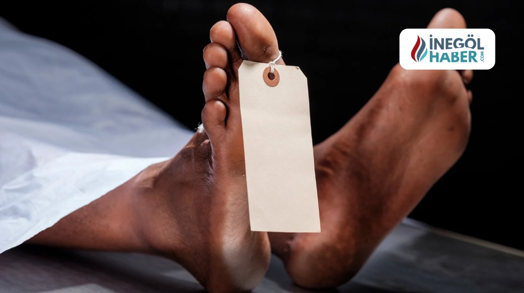 İnegöl’de Kayıp Şahıs Parkta Ölü Bulundu! İnegöl'de 4 gündür kayıp olan Hüseyin Keskin parkta ölü bulundu!